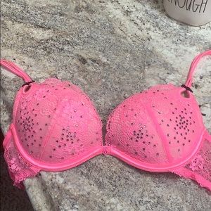 Victoria’s Secret bra